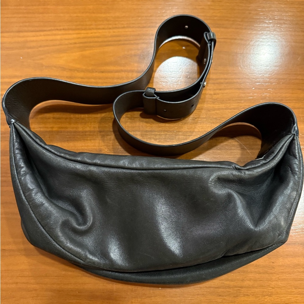 COS SWING CROSSBODY BAG - LEATHER
